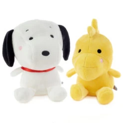 Hallmark Better Together Peanuts® Snoopy And Woodstock Magnetic Plush, 5.25" -Hallmark Store Better Together Peanuts Snoopy Woodstock Magnetic Plush 1BTG1003 04