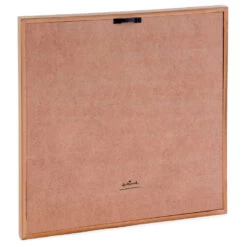 Hallmark Moms Love In Big Ways Wood Quote Sign -Hallmark Store Moms Love in Big Ways Wood Quote Sign 1SNN1036 02