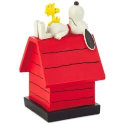 Hallmark Peanuts® Snoopy Smile Perpetual Calendar -Hallmark Store Peanuts Snoopy on Doghouse Smile Perpetual Calendar 1PAJ2127 04